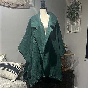 RARE VINTAGE Free People OFF DUTY Forest Green Knit Poncho/ Cape